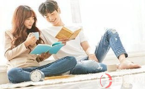 女生做什么工作賺錢多?做線上口紅機(jī)收益很不錯(cuò) 第1張